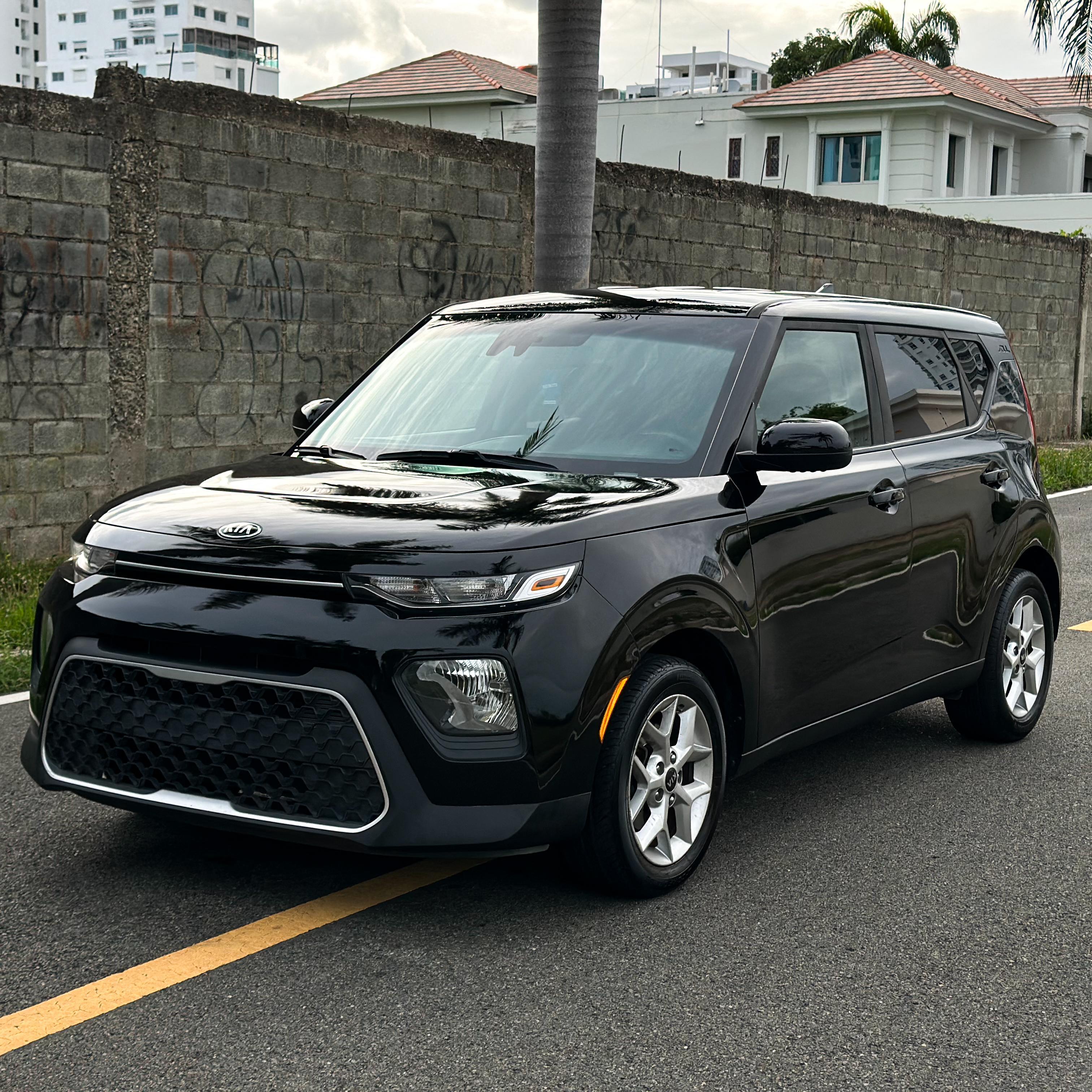 Kia
                      Seltos - 2020